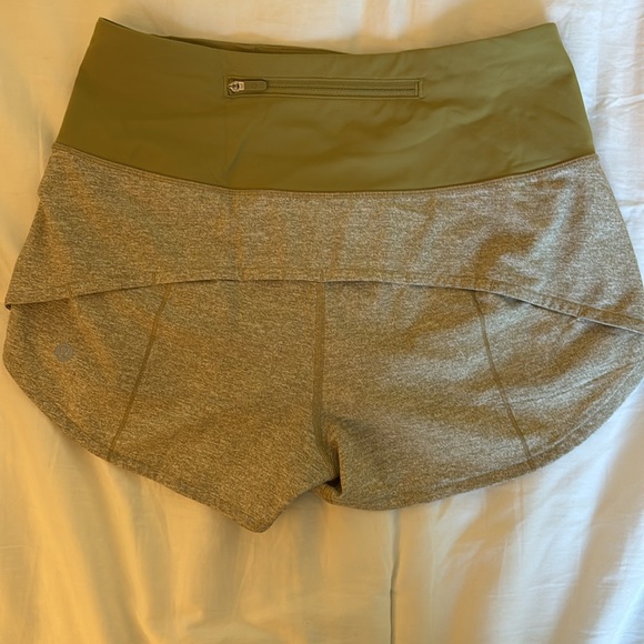 Lululemon Speed Up Shorts - Picture 2 of 3